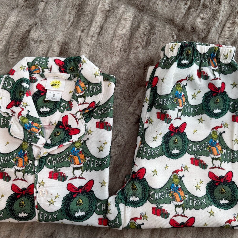 Pottery Barn Kids Grinch SZ 8 Boy’s Pajamas